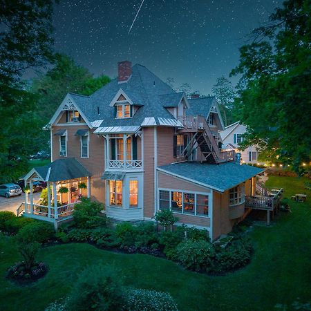 Brook Farm Inn Lenox Dış mekan fotoğraf