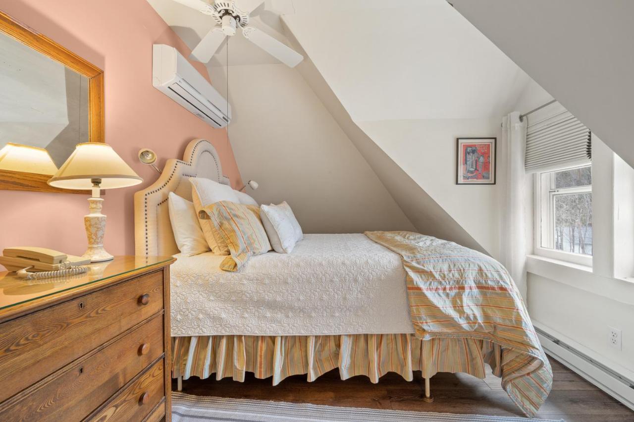 Brook Farm Inn Lenox Dış mekan fotoğraf
