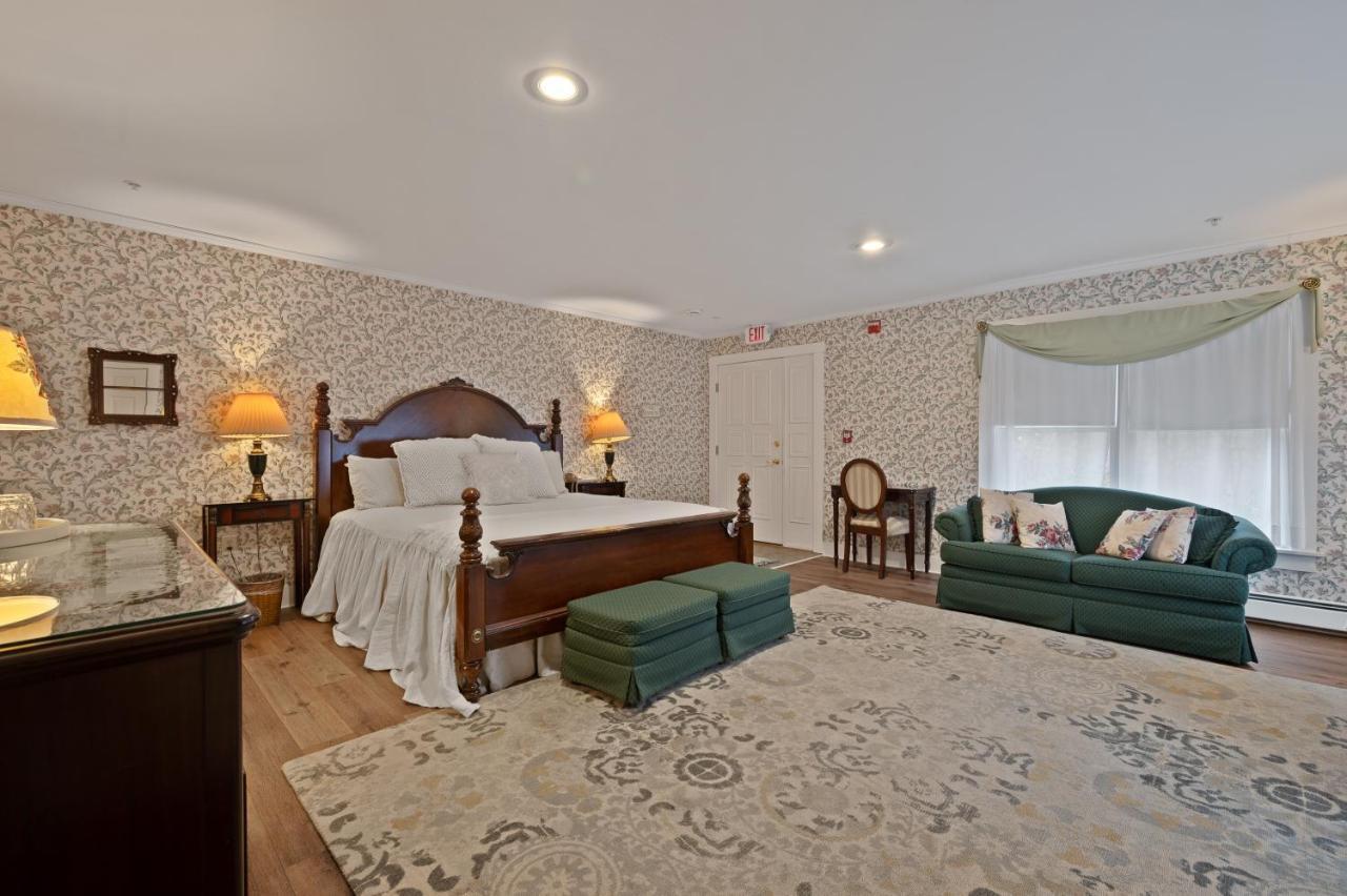 Brook Farm Inn Lenox Dış mekan fotoğraf