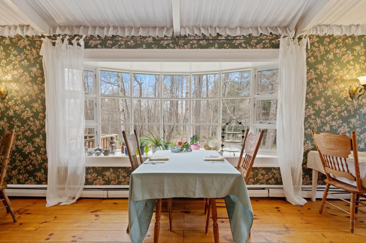 Brook Farm Inn Lenox Dış mekan fotoğraf
