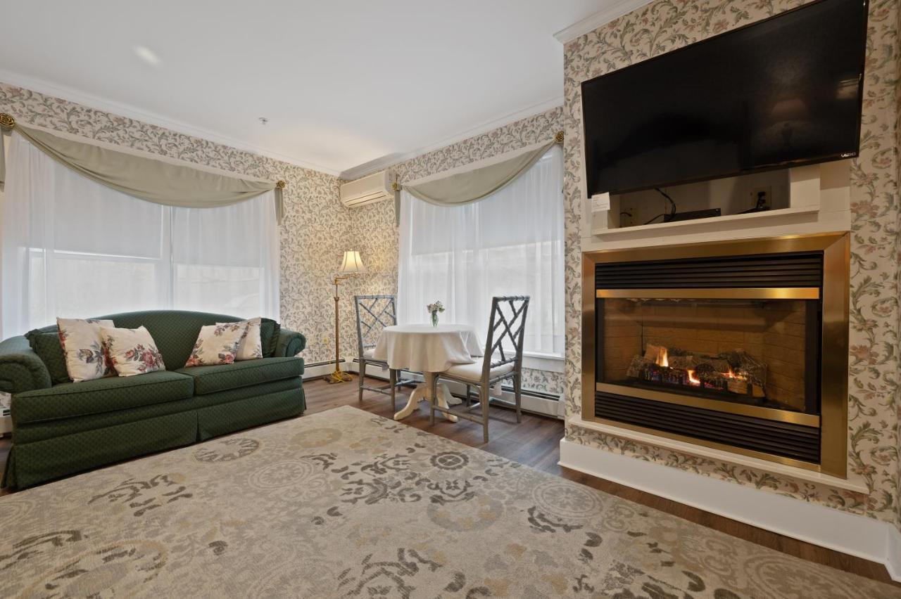 Brook Farm Inn Lenox Dış mekan fotoğraf