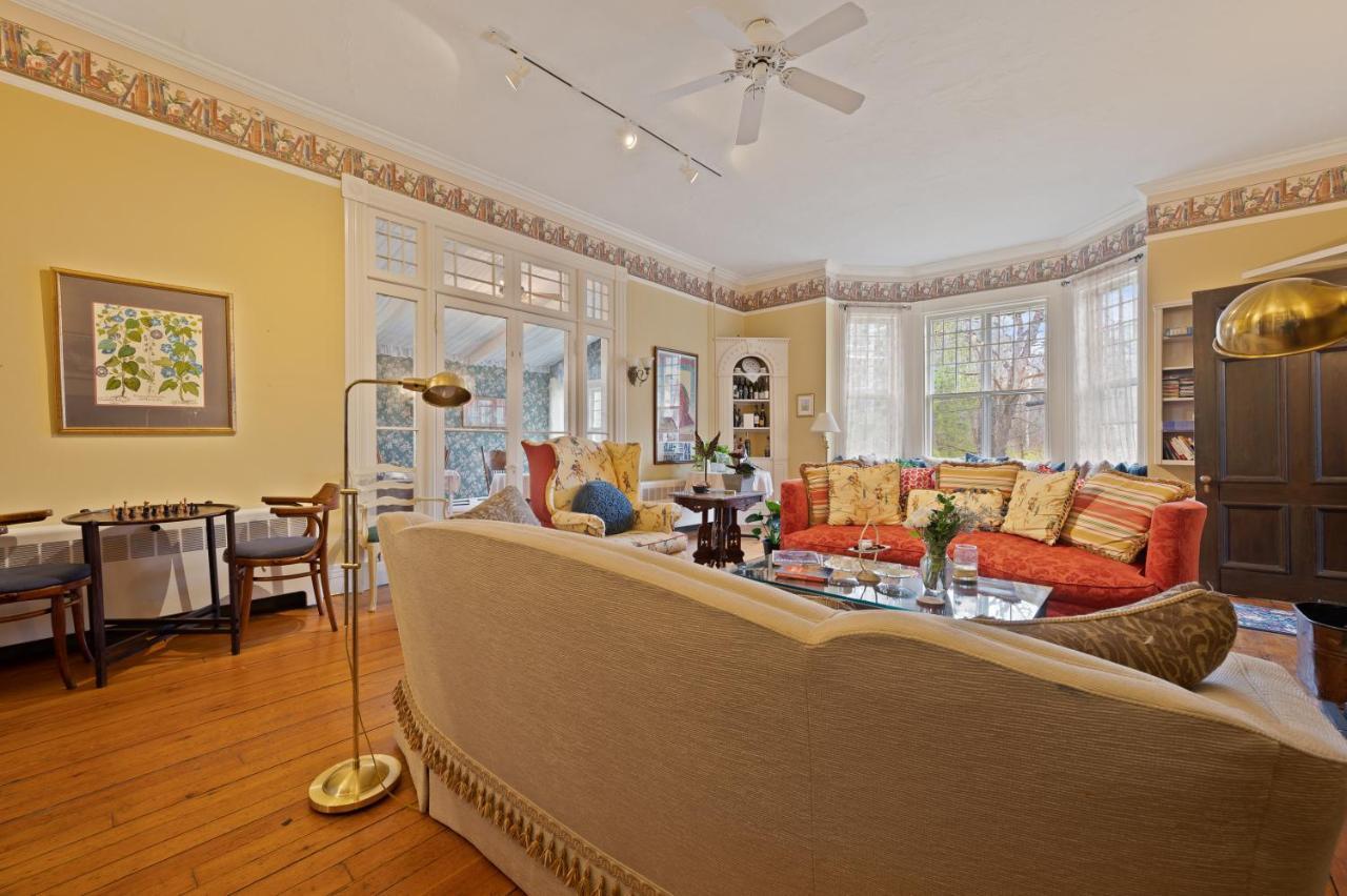 Brook Farm Inn Lenox Dış mekan fotoğraf
